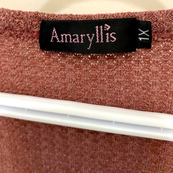 Amaryllis waffle knit top - Picture 3 of 3